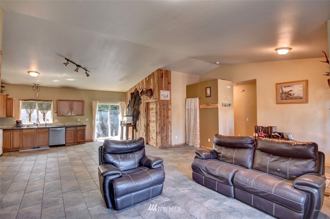 7861 Matlock-Brady Road Elma, WA 98541 - Photo 7 of 35 Gallery Image 7