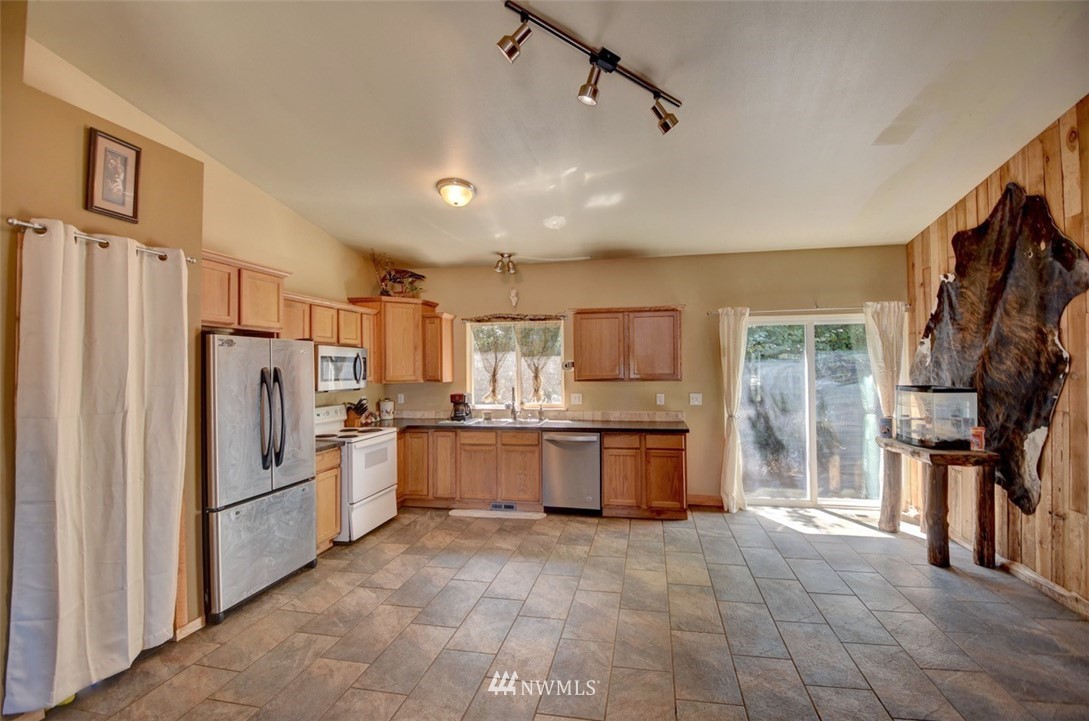 7861 Matlock-Brady Road Elma, WA 98541 - Photo 9 of 35 Gallery Image 9