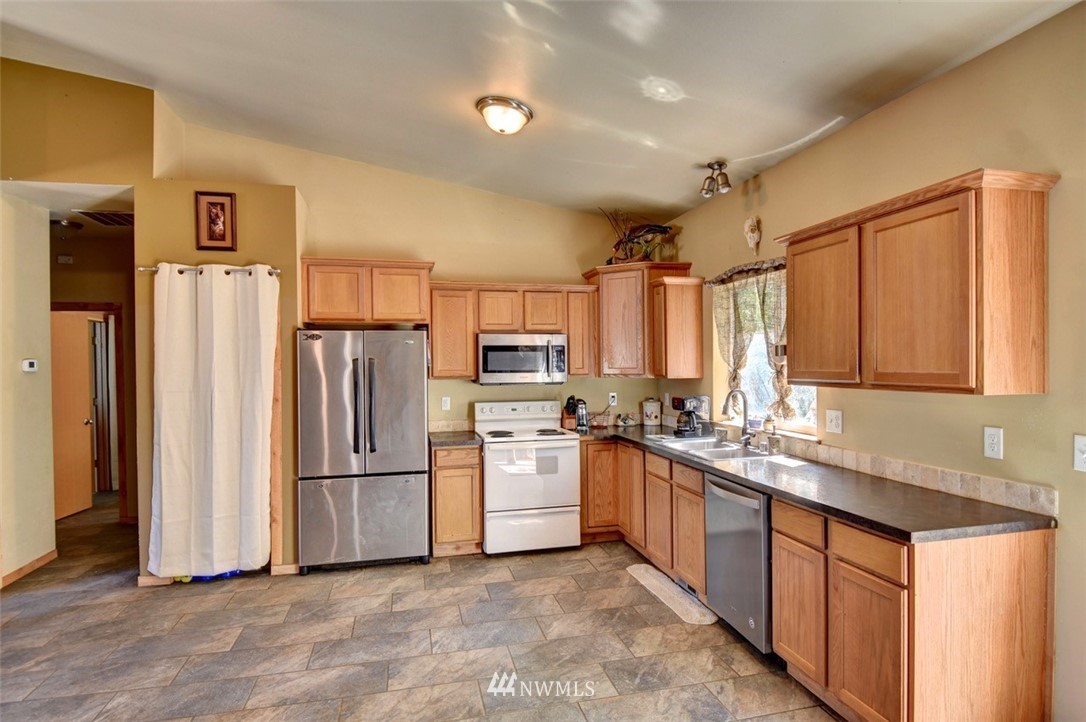 7861 Matlock-Brady Road Elma, WA 98541 - Photo 10 of 35 Gallery Image 10
