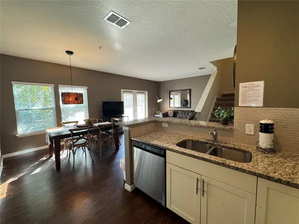 $1,900 | 3215 Wish Avenue, Kissimmee, FL 34747