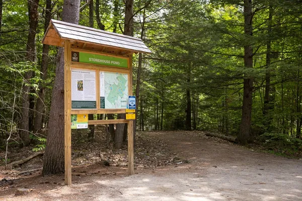 $2,100 | 4 Smoke Street, Unit 1, Barrington, NH 03825