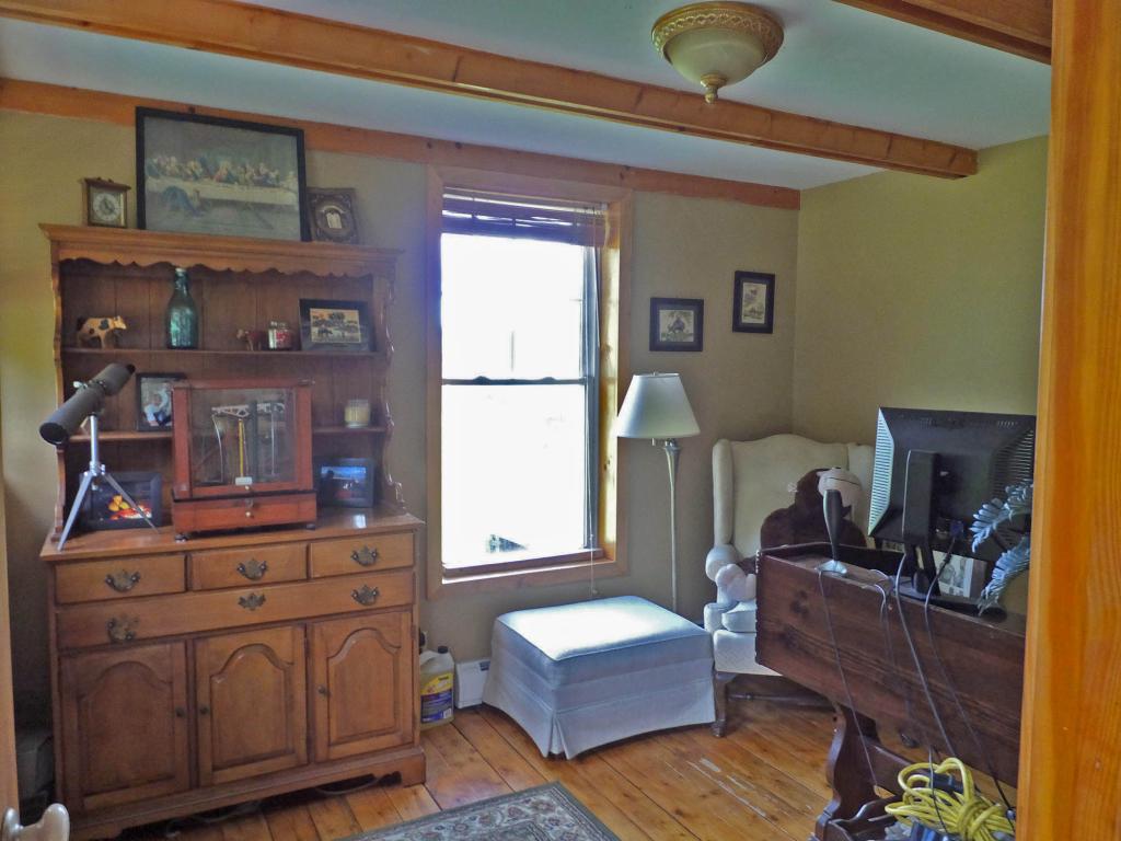 233 Pine Banks Road Putney, VT 05346 - Photo 15 of 23