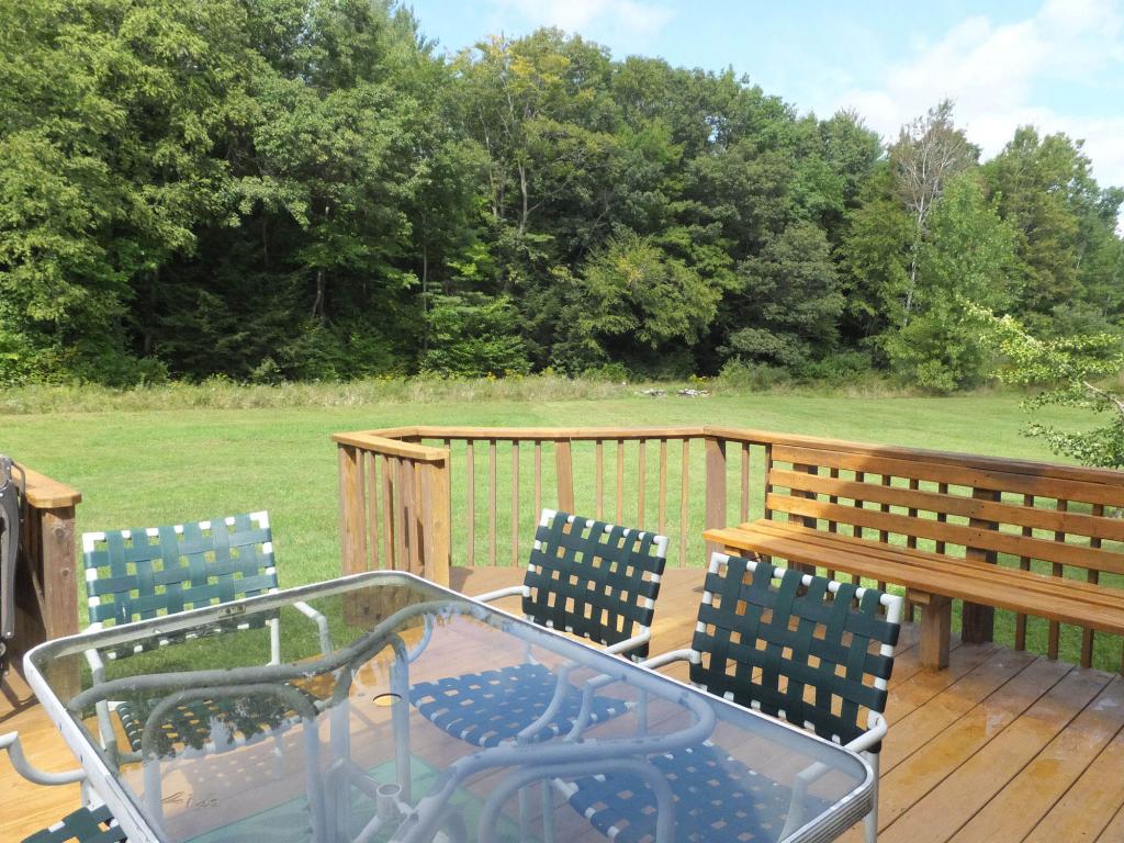 233 Pine Banks Road Putney, VT 05346 - Photo 18 of 23