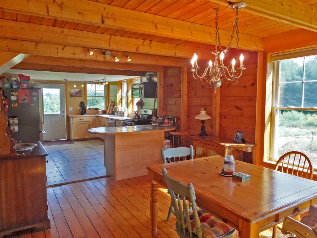 233 Pine Banks Road Putney, VT 05346 - Photo 6 of 23