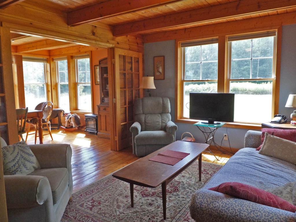 233 Pine Banks Road Putney, VT 05346 - Photo 8 of 23