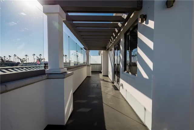 $13,000 | 2210 Newport Boulevard, Unit 302, Newport Beach, CA 92663