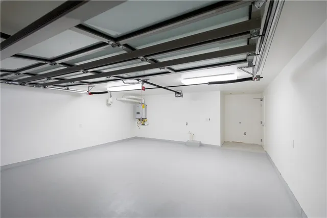 $13,000 | 2210 Newport Boulevard, Unit 302, Newport Beach, CA 92663