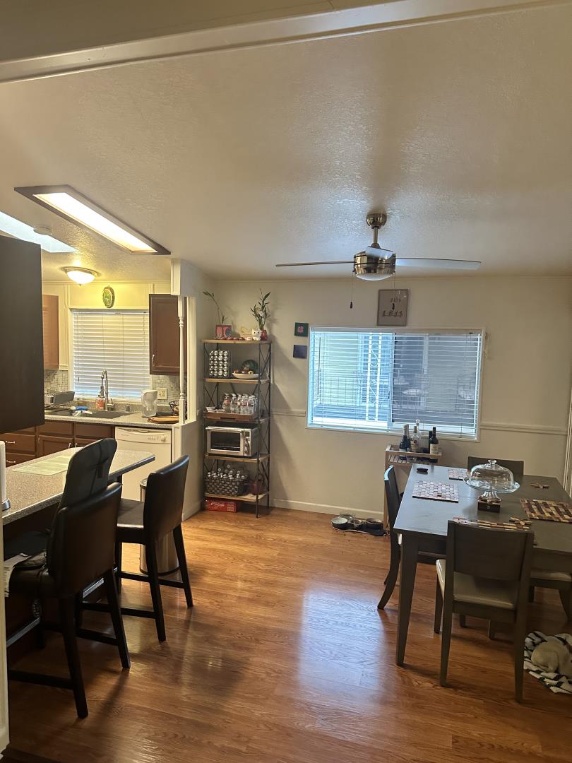 6130 Monterey Road, Unit 9 San Jose, CA 95138 - Photo 12 of 27 a workspace with furniture and window