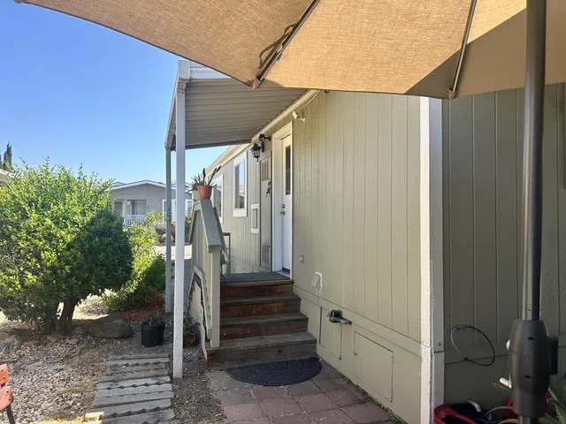 a view of entryway with stairs