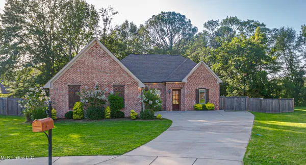 $255,600 | 49 Waterstone Way, Clinton, MS 39056