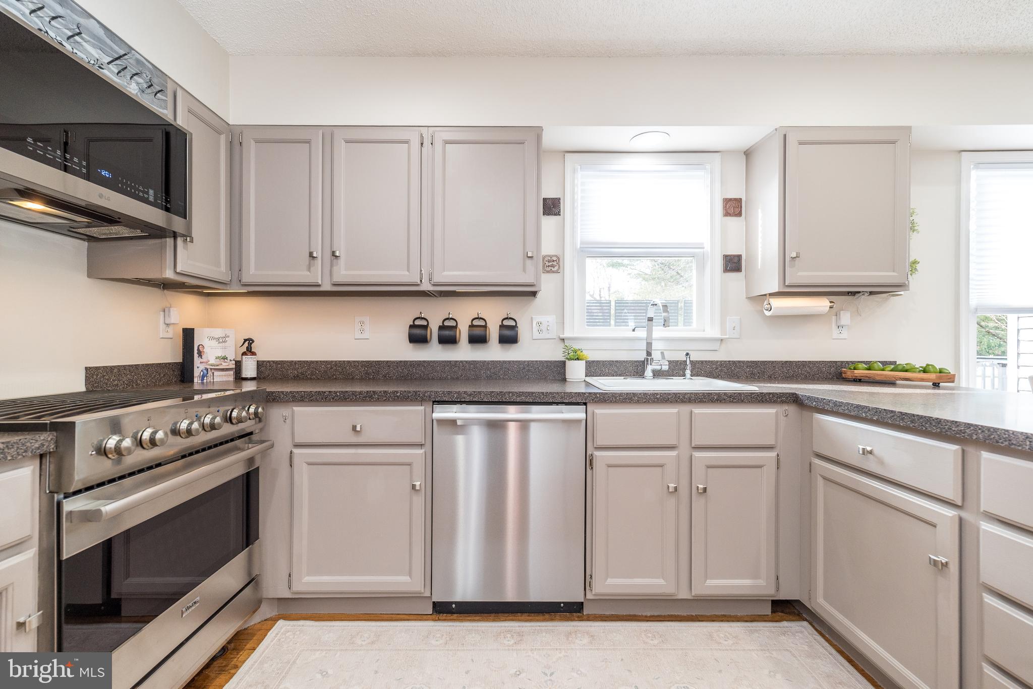 3979 Landisville Road Doylestown, PA 18902 - Photo 21 of 78 Gleaming stainless appliances