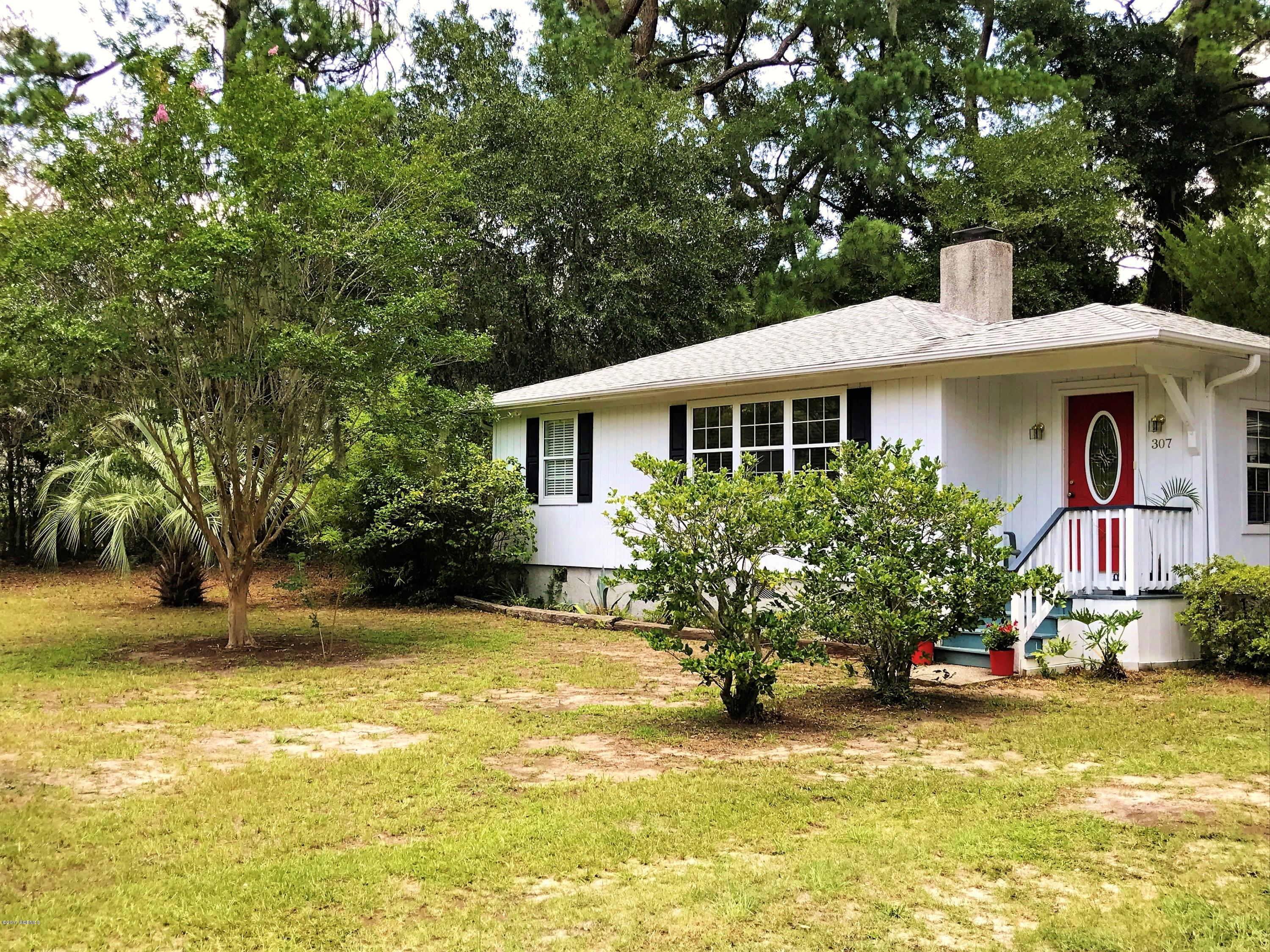 307 Battery Creek Road Beaufort, SC 29902 - Photo 2 of 24 IMG_0314 (2)