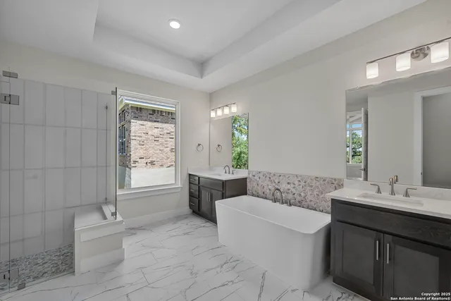 $849,990 | 6821 Arbor Falls, Fair Oaks Ranch, TX 78015