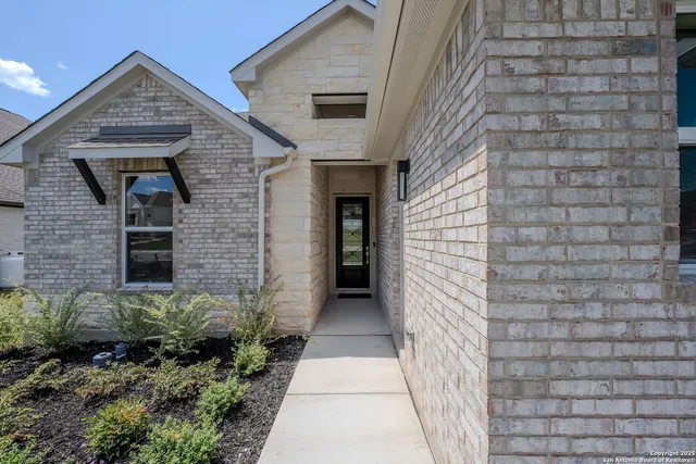 $849,990 | 6821 Arbor Falls, Fair Oaks Ranch, TX 78015