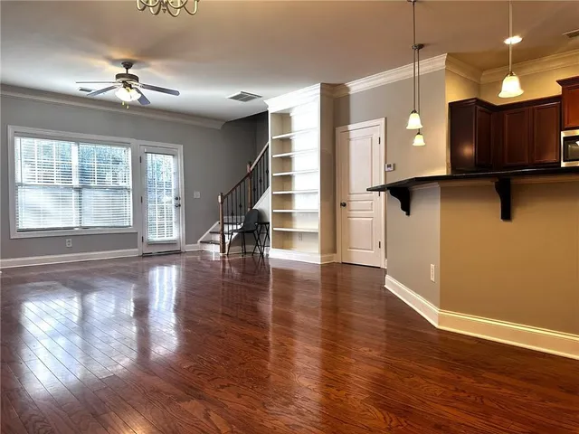 $2,200 | 117 Townview Drive, Woodstock, GA 30189