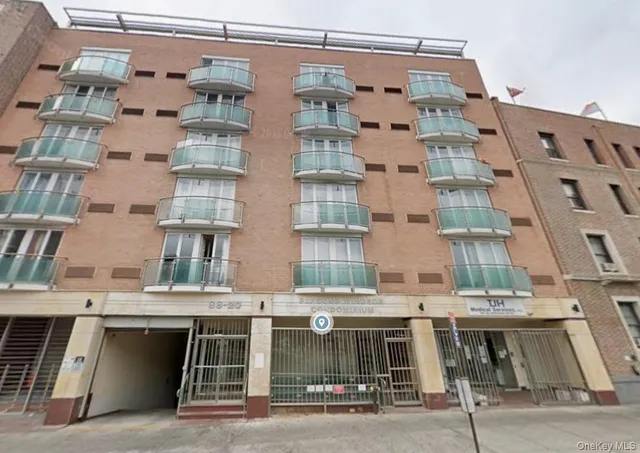 $2,700 | 88-20 Parsons Boulevard, Unit 5A | Jamaica