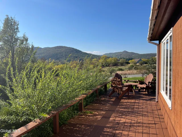 $449,900 | 945 Highway 9N, Ticonderoga, NY 12883