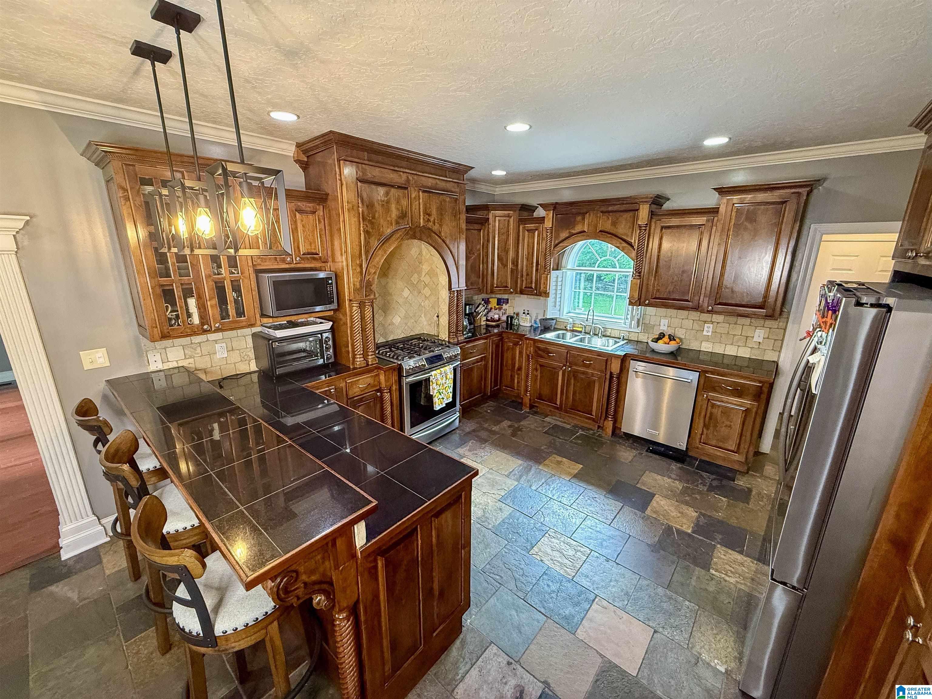 166 Hickory Ridge Drive Gadsden, AL 35905 - Photo 6 of 43