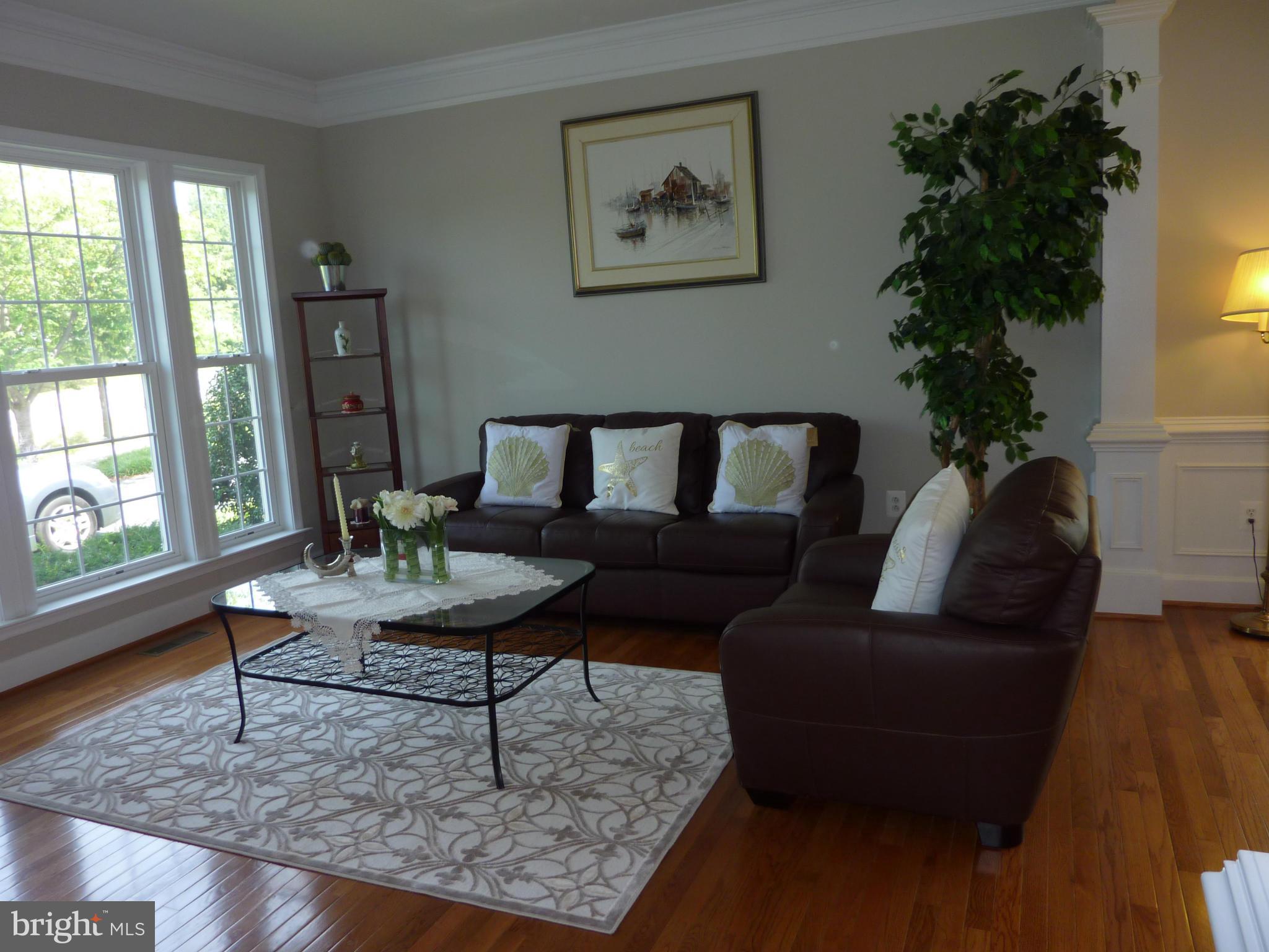 12812 West Old Baltimore Road Boyds, MD 20841 - Photo 3 of 25 Living Room