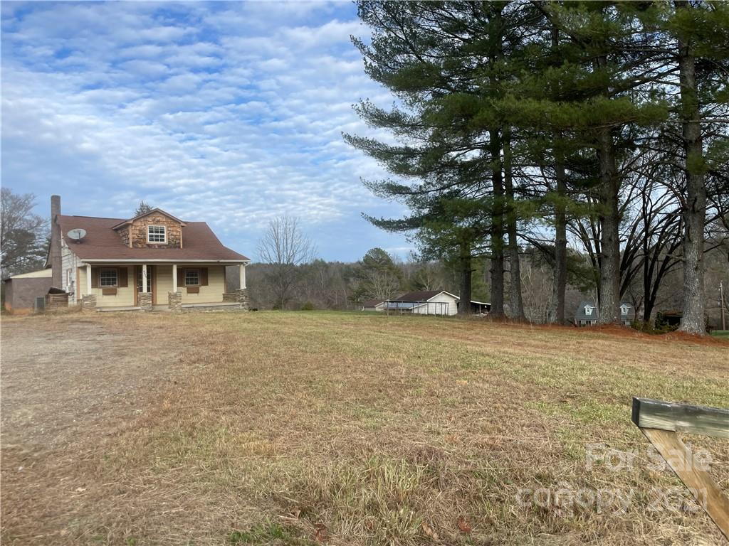 4040 Littlejohn Church Road Lenoir, NC 28645 - Photo 16 of 18 Gallery Image 16