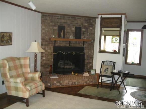 356 Frazier Road Brevard, NC 28712 - Photo 6 of 22 Gallery Image 6