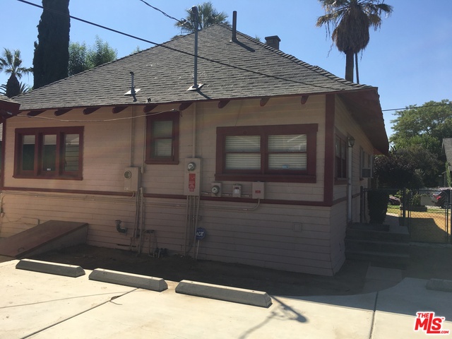 3068 Brockton Avenue Riverside, CA 92501 - Photo 28 of 43 Gallery Image 28