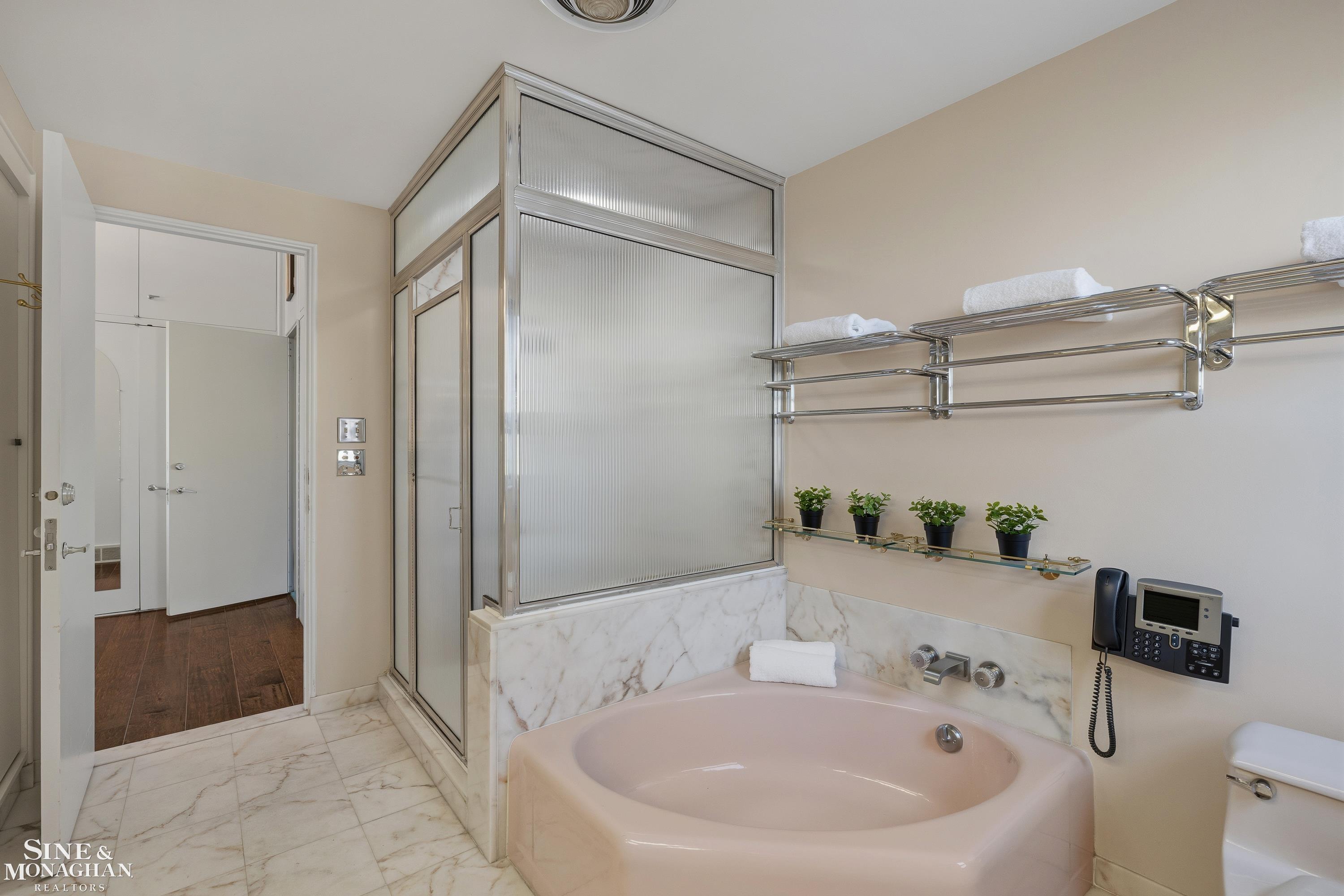 515 Lake Shore Road Grosse Pointe Shores, MI 48236 - Photo 51 of 97