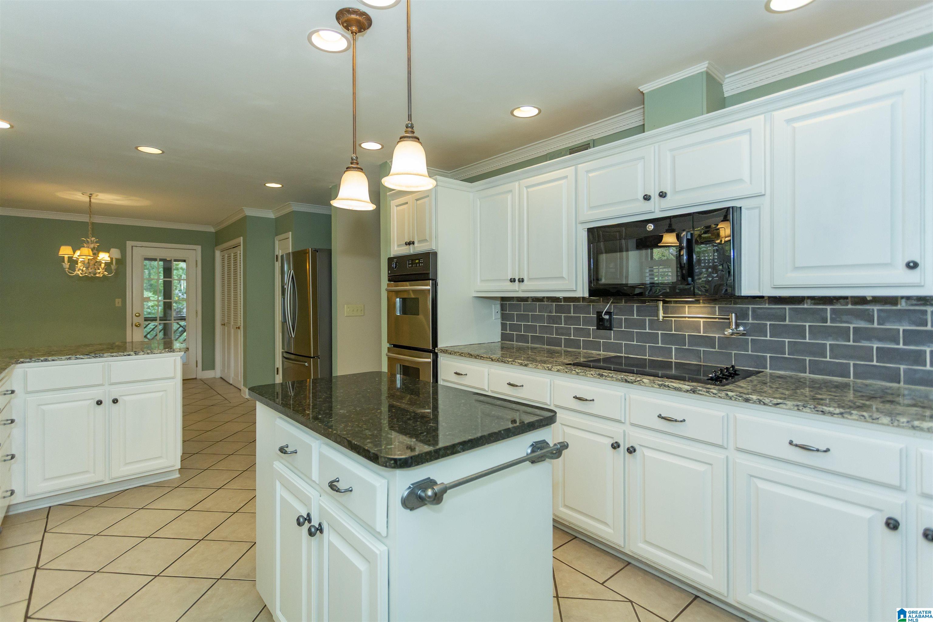 2216 Hunters Cove Birmingham, AL 35216 - Photo 14 of 66