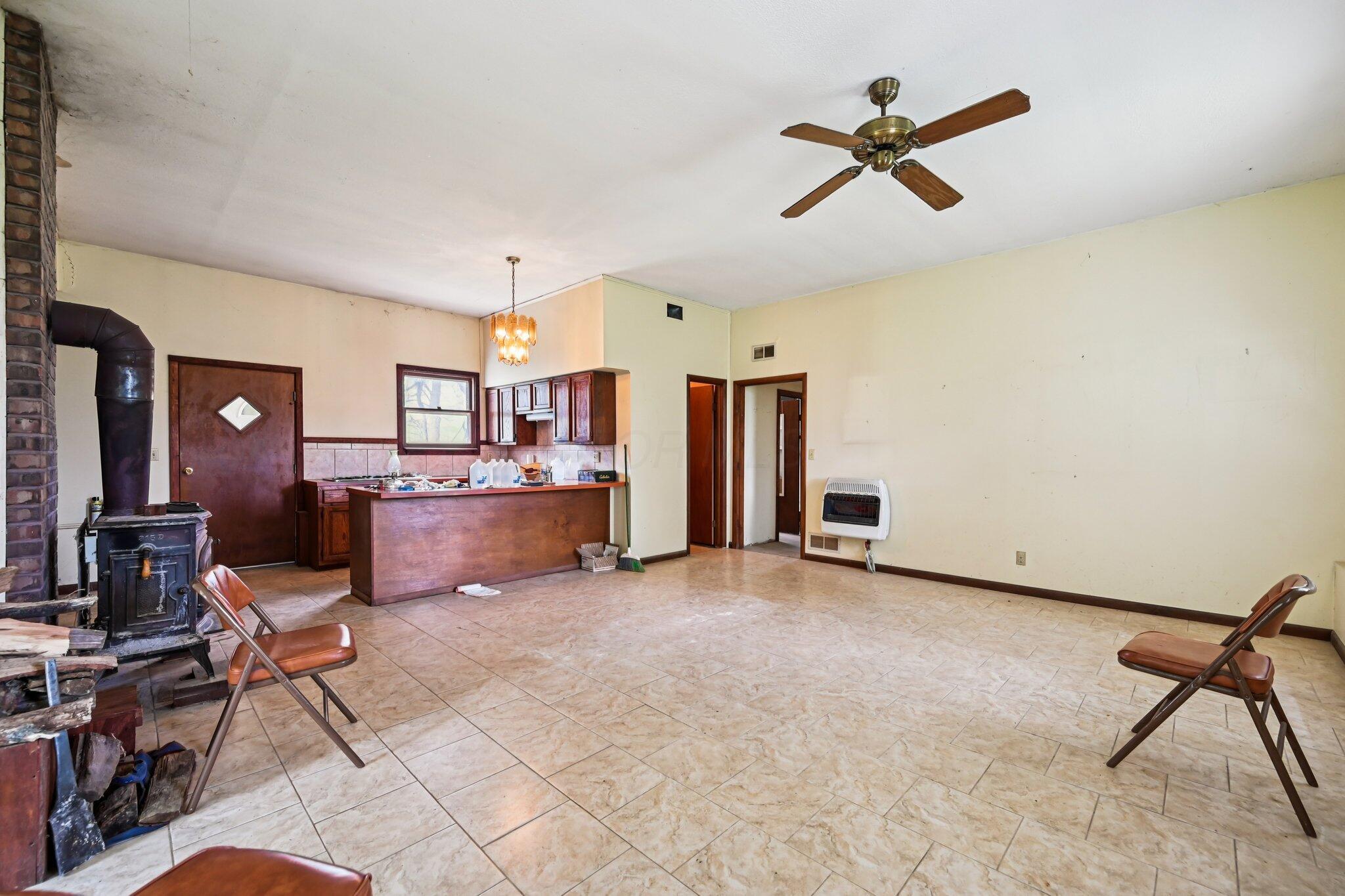 12459 Saylor Road Northwest Baltimore, OH 43105 - Photo 4 of 50 5-web-or-mls-Saylor Rd-S1704-005