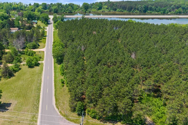 $70,000 | 399 Twin Lakes Drive, Nekoosa, WI 54457