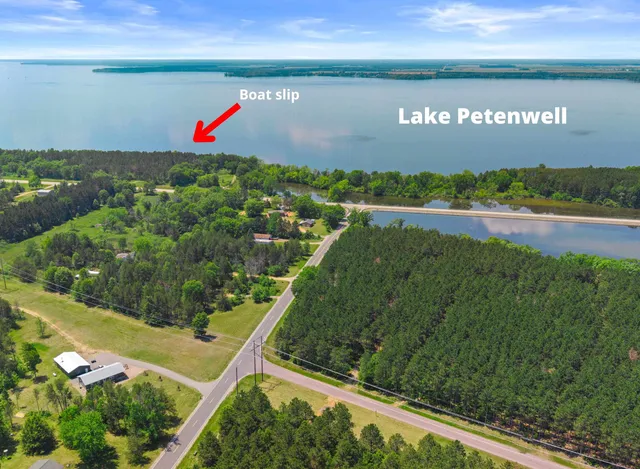 $70,000 | 399 Twin Lakes Drive, Nekoosa, WI 54457