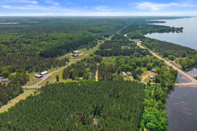 $70,000 | 399 Twin Lakes Drive, Nekoosa, WI 54457