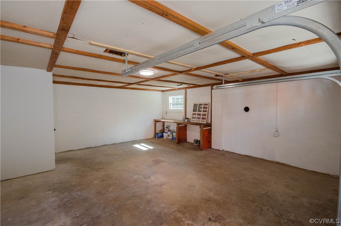 15073 Neck Trail Doswell, VA 23047 - Photo 42 of 50 a view of a room with natural light