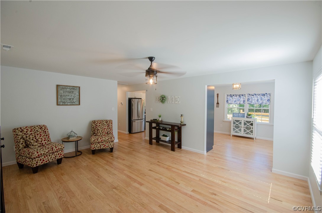 15073 Neck Trail Doswell, VA 23047 - Photo 10 of 50 a living room with furniture and a wooden floor