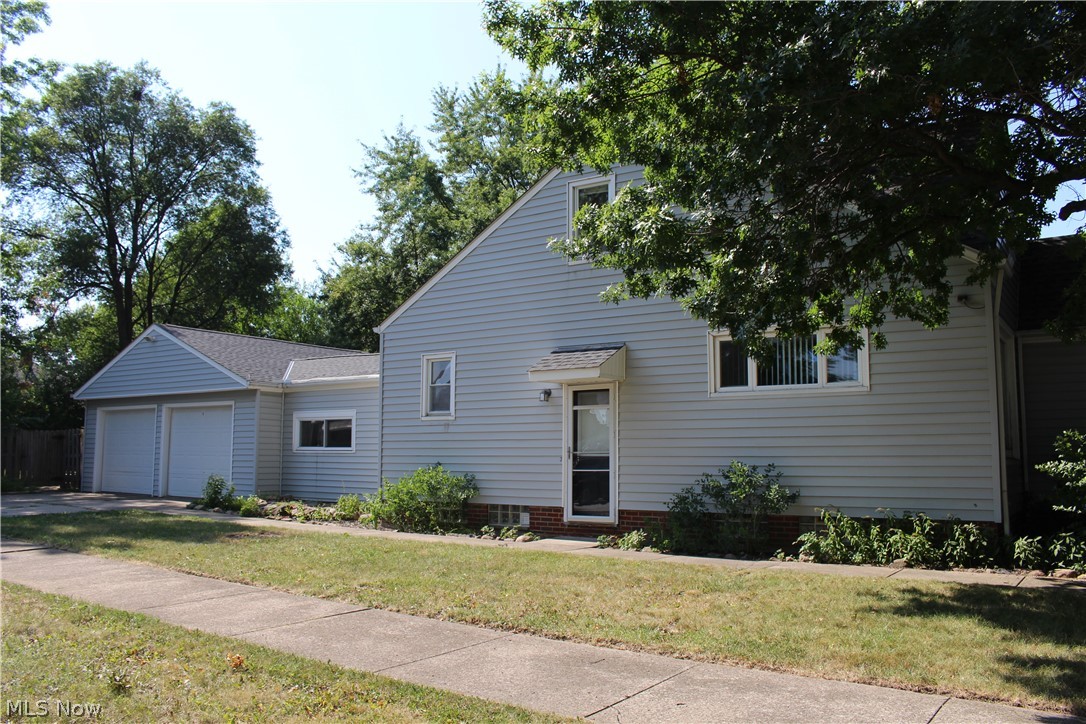 5796 Turney Road Garfield Heights, OH 44125 - Photo 6 of 26