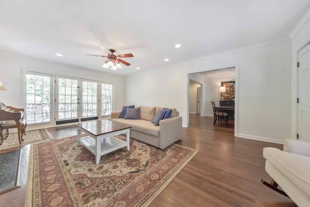 112 Kathryn Avenue Decatur, GA 30030 - Photo 4 of 40