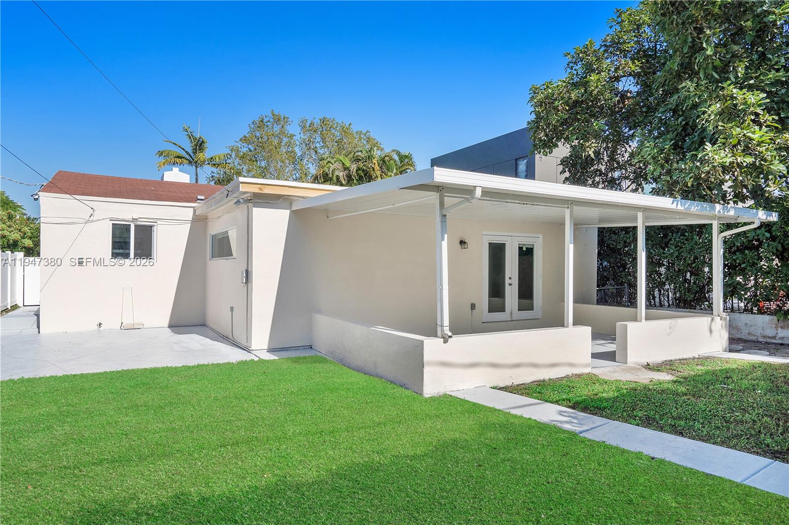 2350 Southwest 26th Street Miami, FL 33133 - Photo 57 of 60