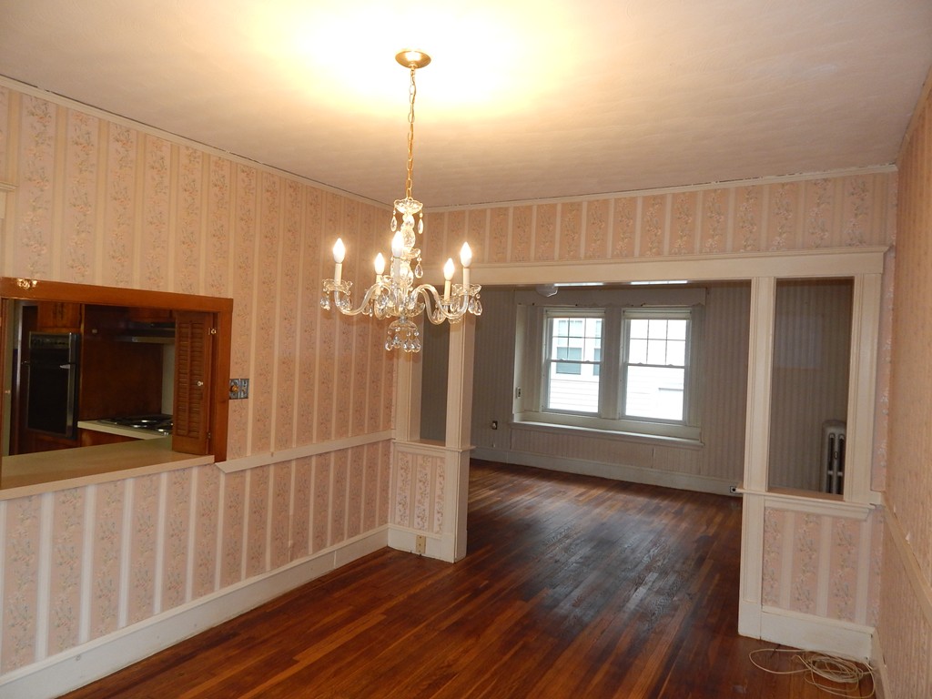 7 Windsor Road Quincy, MA 02171 - Photo 3 of 17 Gallery Image 3