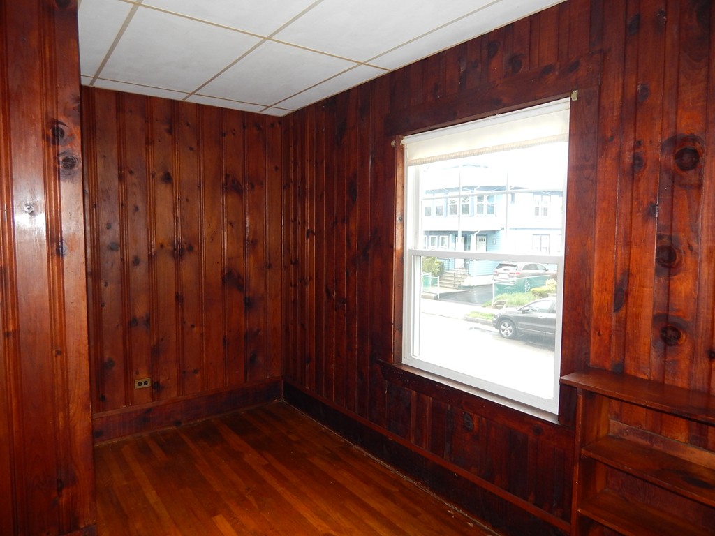 7 Windsor Road Quincy, MA 02171 - Photo 7 of 17 Gallery Image 7