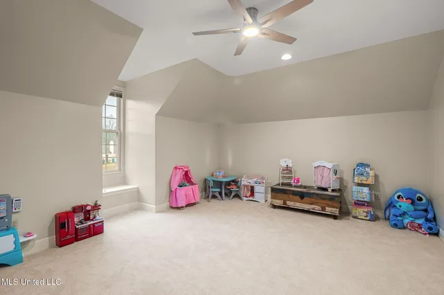 $739,900 | 9 Heron Cove North, Hattiesburg, MS 39402