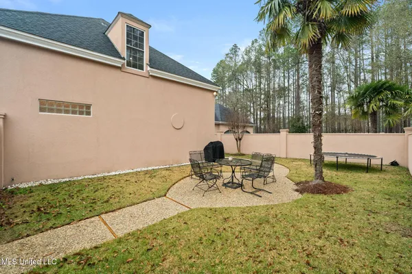 $739,900 | 9 Heron Cove North, Hattiesburg, MS 39402