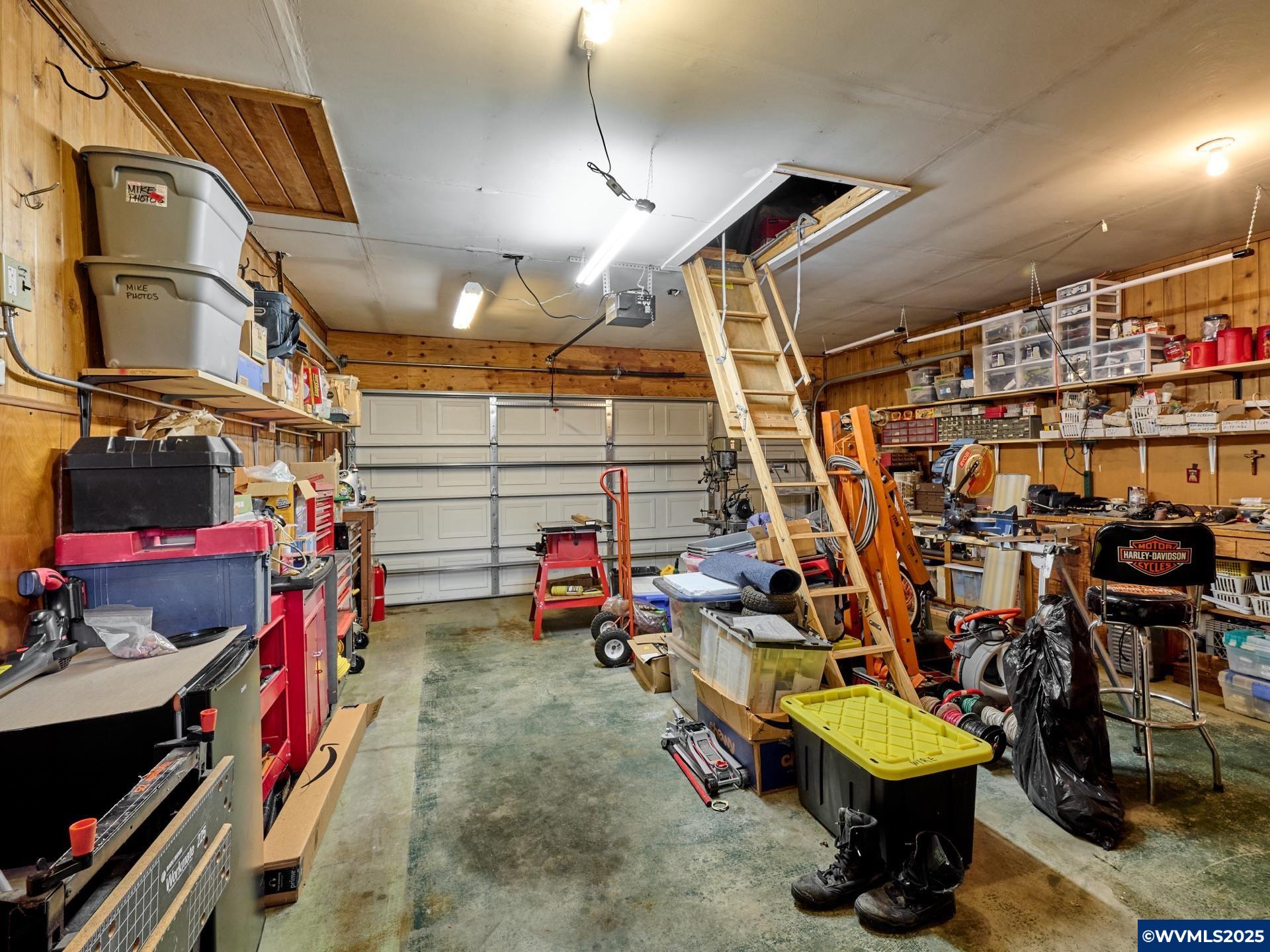 1369 Thompson Road Woodburn, OR 97071 - Photo 19 of 29 Gallery Image 19