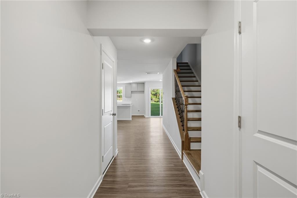 223 Plumtree Court King, NC 27021 - Photo 4 of 30