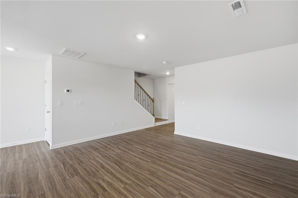 223 Plumtree Court King, NC 27021 - Photo 7 of 30