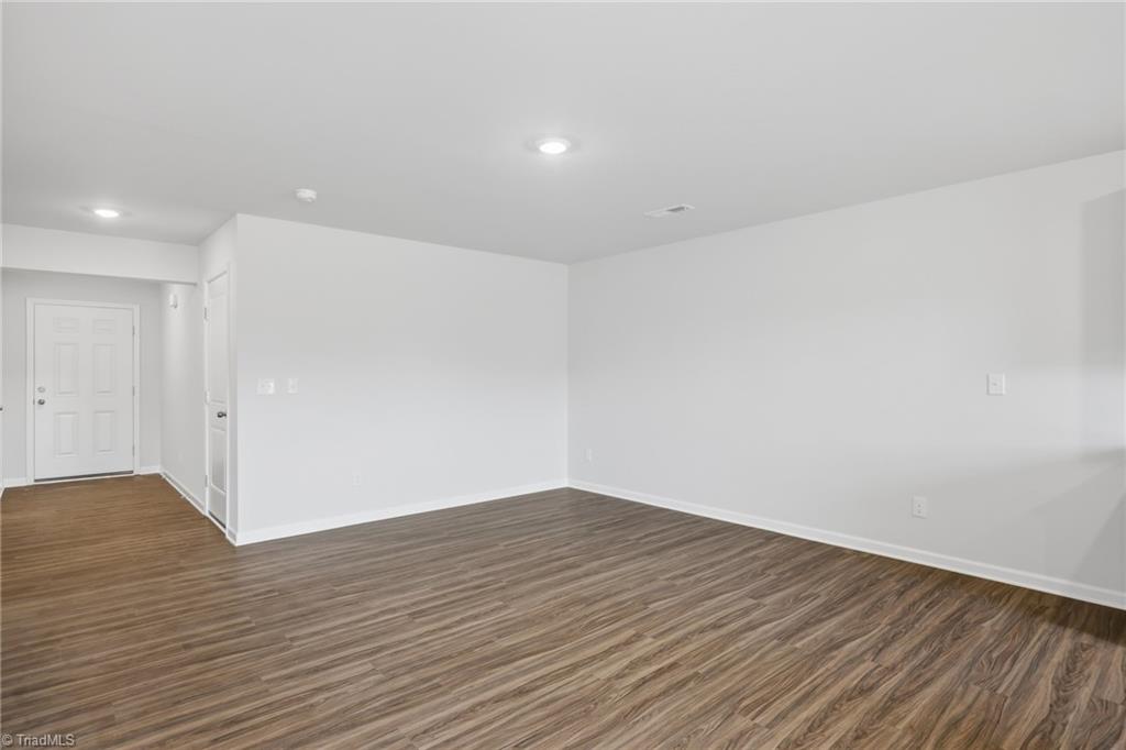 223 Plumtree Court King, NC 27021 - Photo 8 of 30