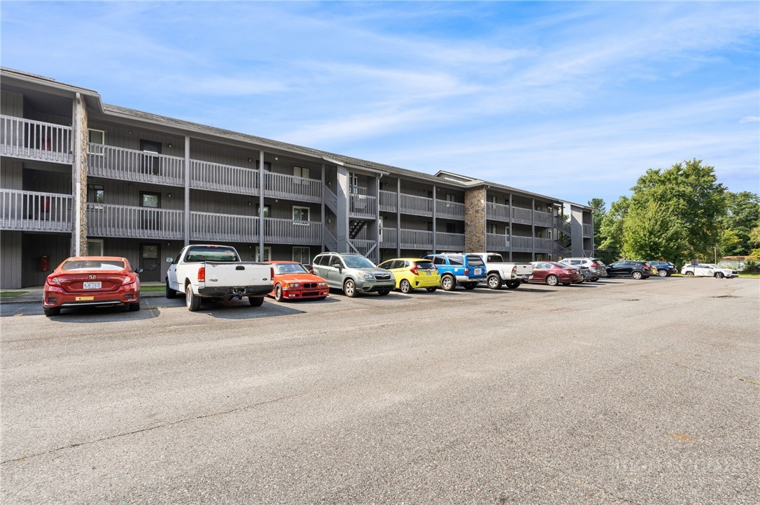 128 Zeb Street, Unit 203A Boone, NC 28607 - Photo 22 of 27 Gallery Image 22