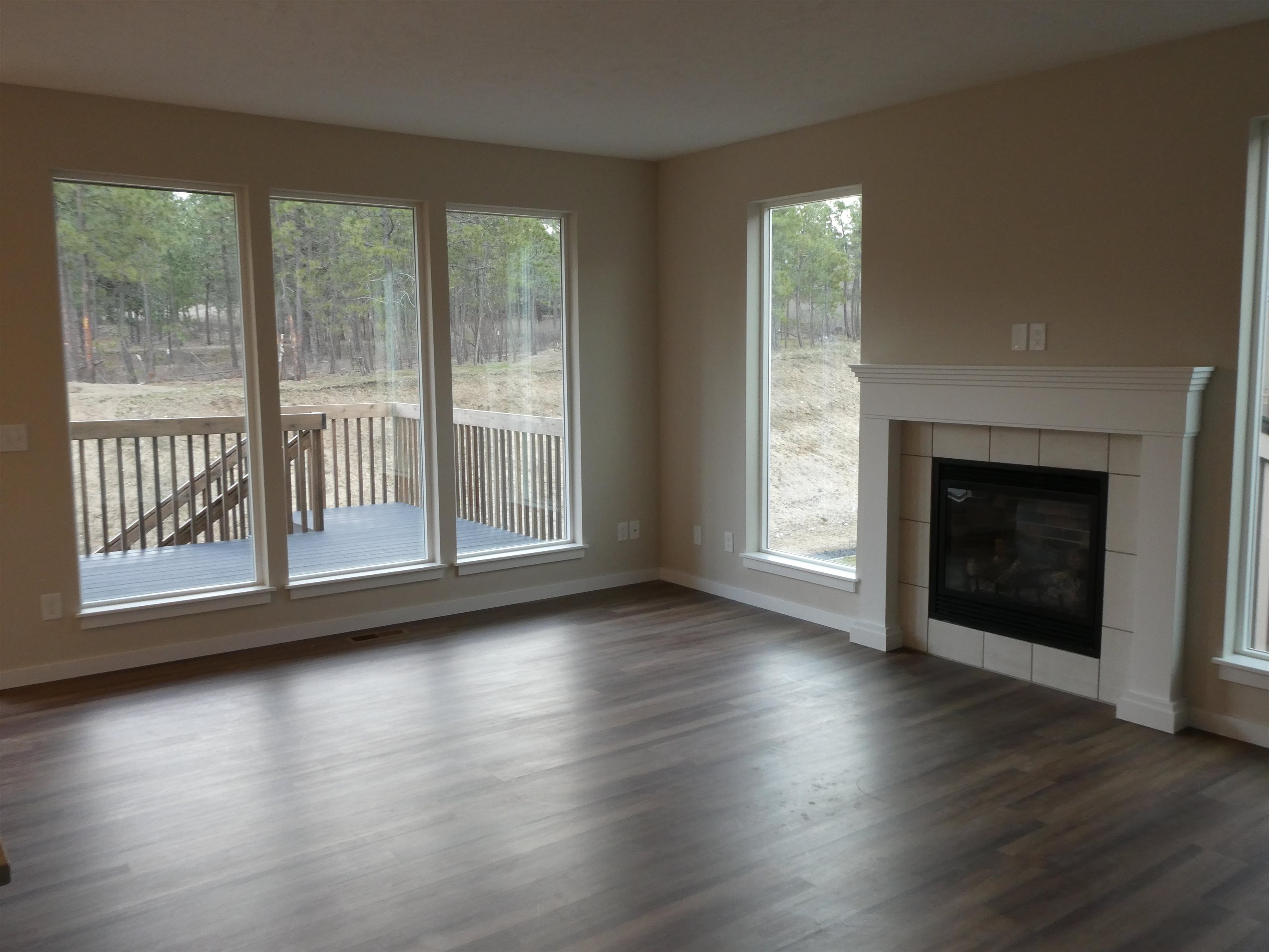 3213 South Custer Street Spokane, WA 99223 - Photo 7 of 19