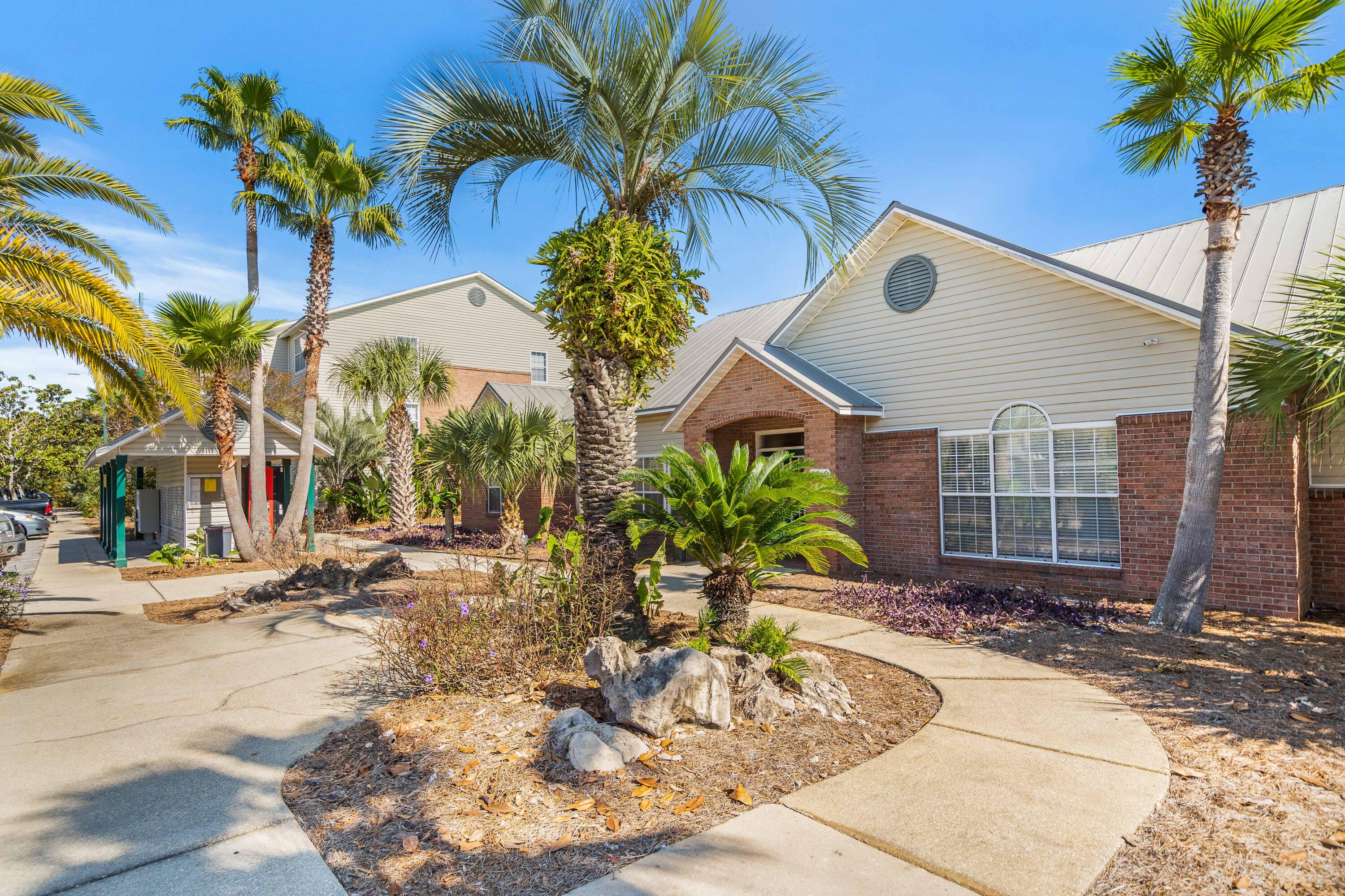 4100 Dancing Cloud Court, Unit 287 Destin, FL 32541 - Photo 26 of 26 a view of a backyard of the house
