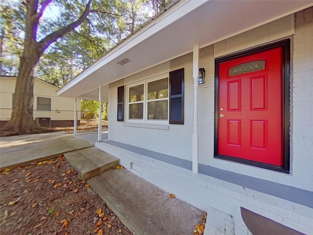 4059 Canby Lane Decatur, GA 30035 - Photo 2 of 18