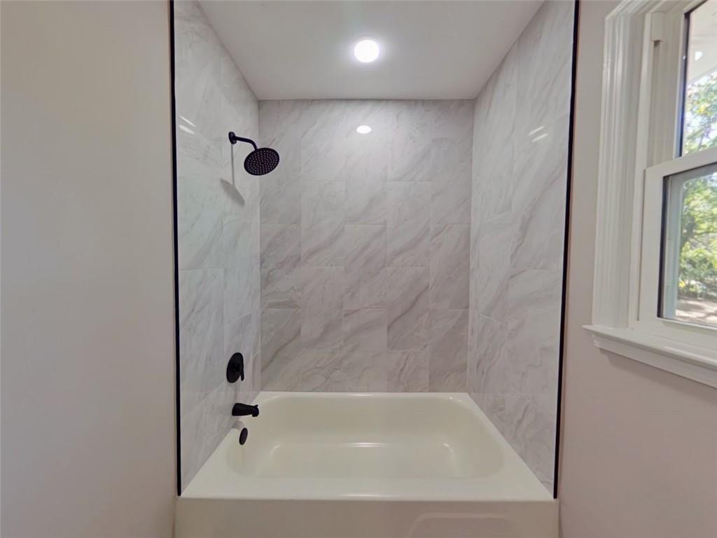 4059 Canby Lane Decatur, GA 30035 - Photo 9 of 18